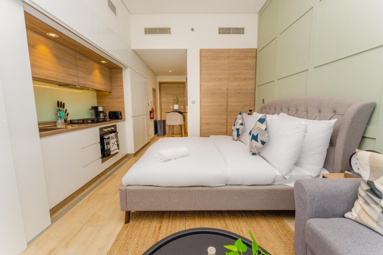 Fam Living - Marina Marvel - Studio Apartment With Breathtaking Views In Studio One Tower Dubai Dış mekan fotoğraf