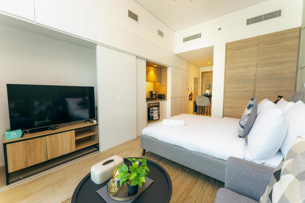 Fam Living - Marina Marvel - Studio Apartment With Breathtaking Views In Studio One Tower Dubai Dış mekan fotoğraf