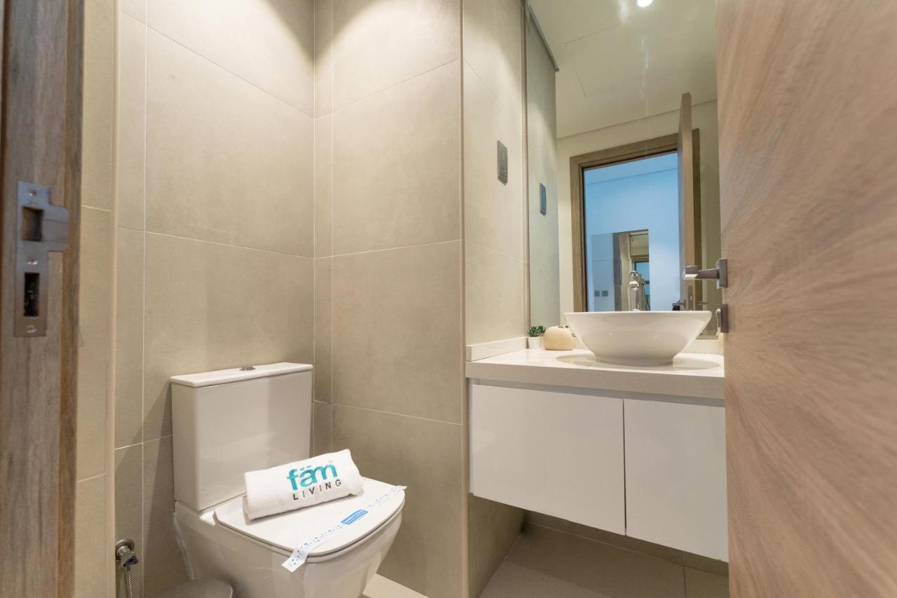 Fam Living - Marina Marvel - Studio Apartment With Breathtaking Views In Studio One Tower Dubai Dış mekan fotoğraf