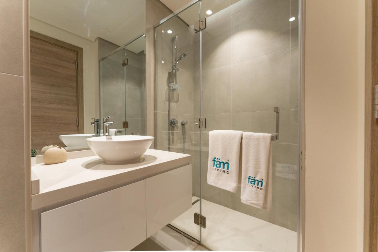 Fam Living - Marina Marvel - Studio Apartment With Breathtaking Views In Studio One Tower Dubai Dış mekan fotoğraf